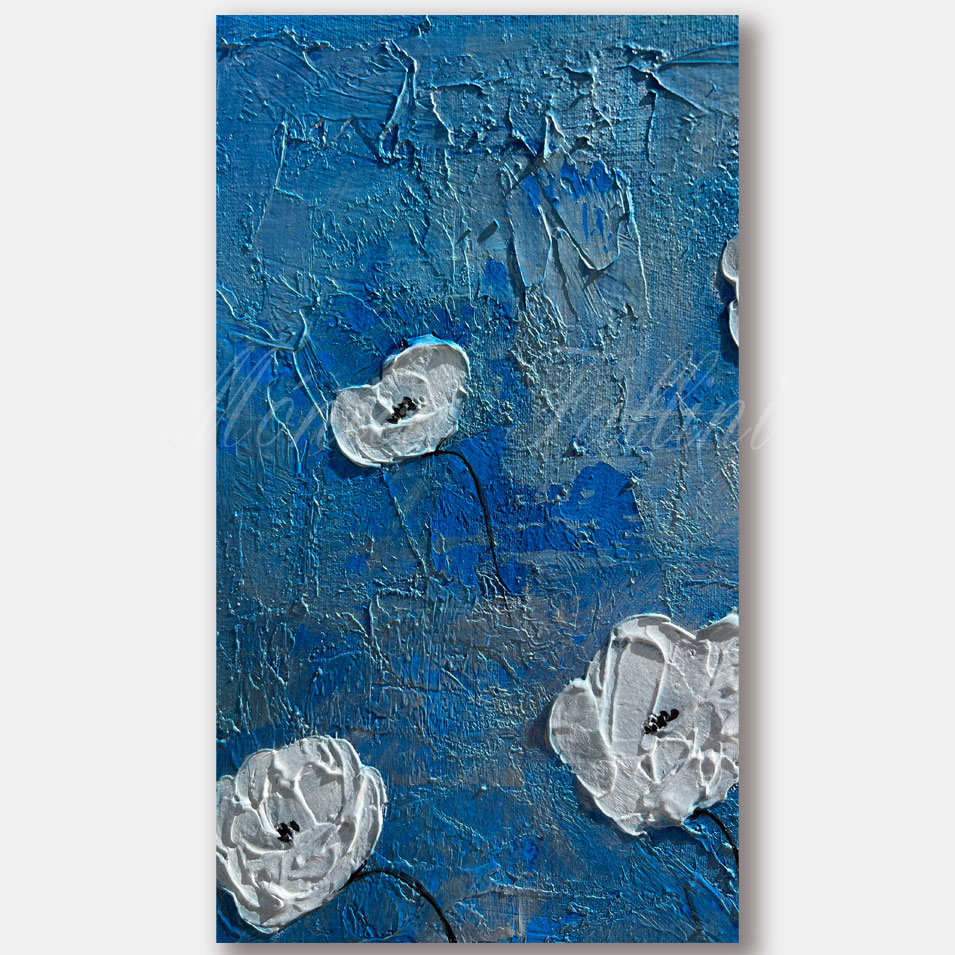Painting titled 'Blue sky, white Poppies.' by Monica Fallini